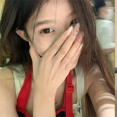 麻辣老师1这个女生有点冷